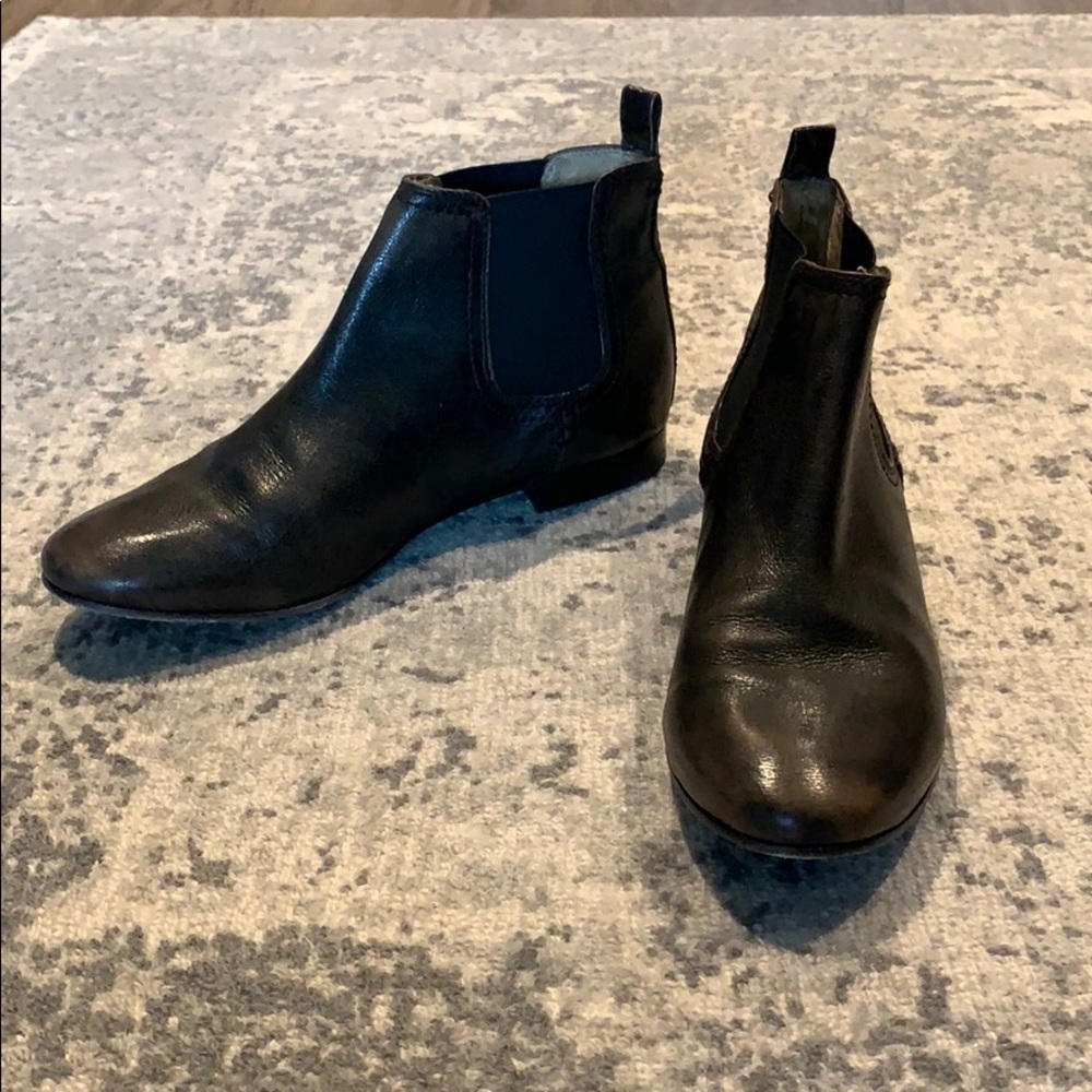 Frye Women’s Chelsea Boots — Dark Brown. Size 9.